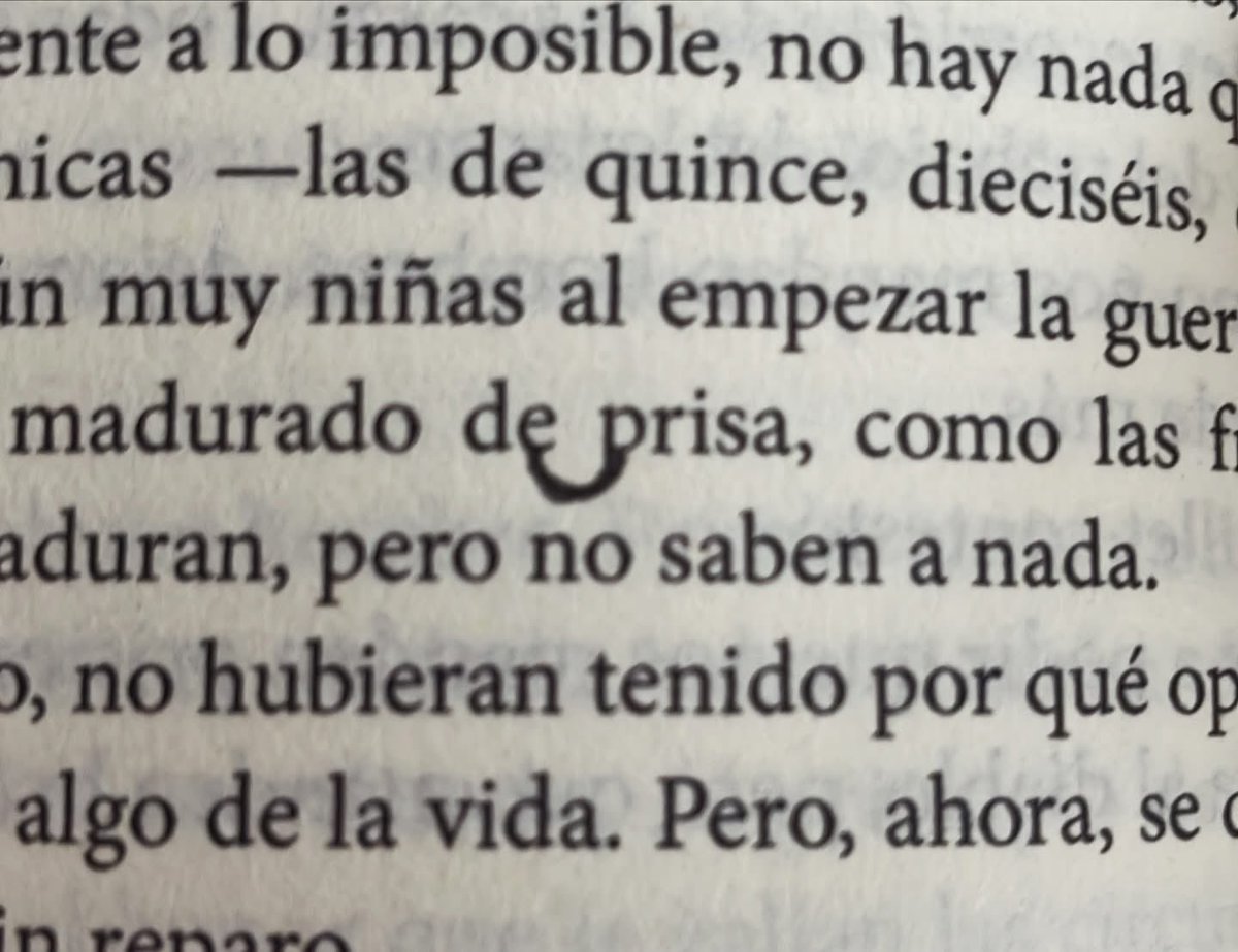 yisesmarin's tweet photo. @cristinadiazal Ni te cuento la editorial Contraescritura. 
No había visto una porquería así en mi vida. https://t.co/WACjGNKWAC