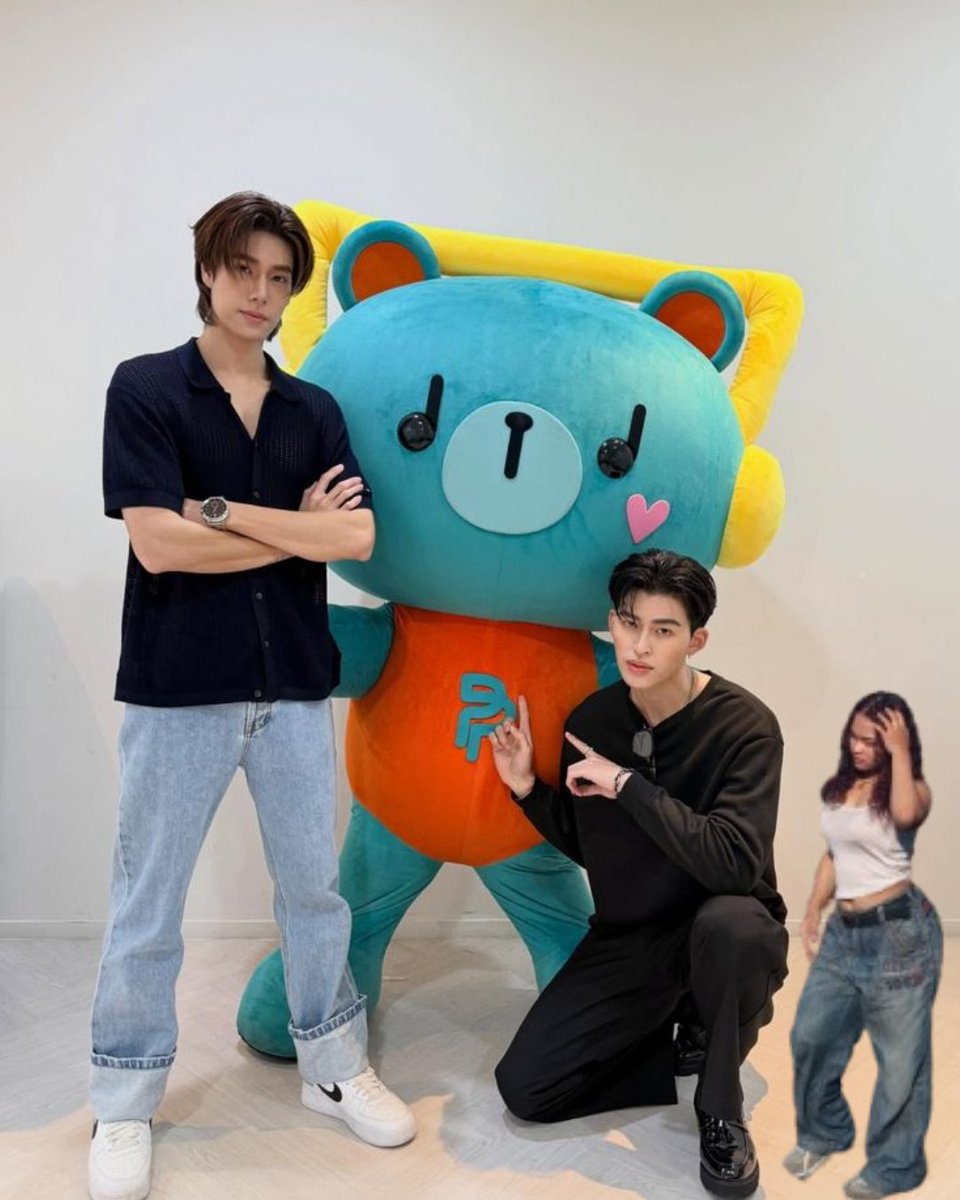 lika🐠 tweet media