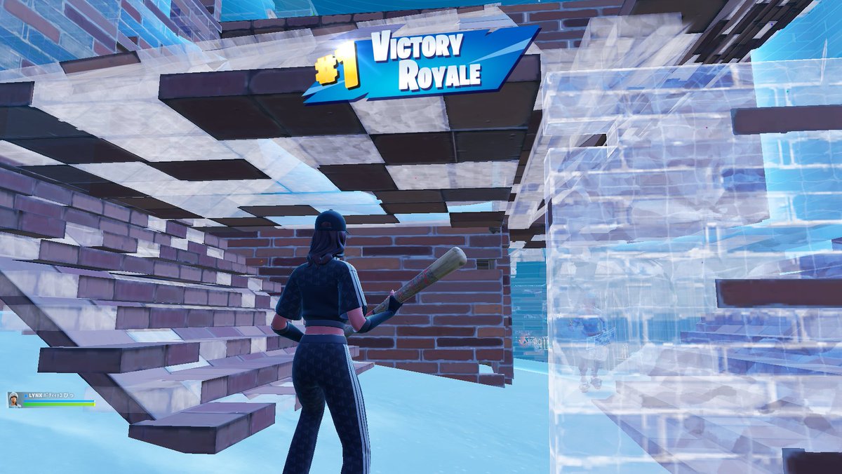 LYNX ばたこ tweet media