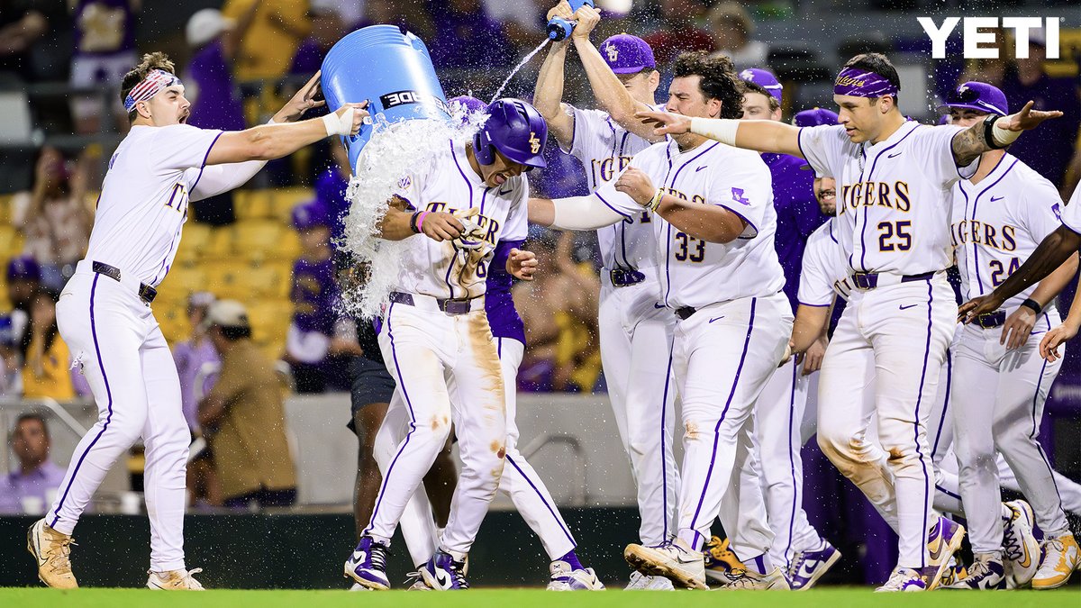 LSU Tigers tweet media