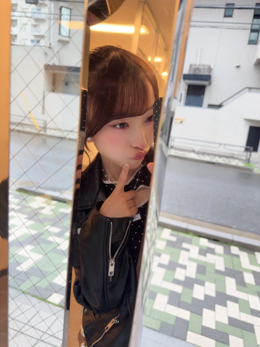 小山くるみ tweet media