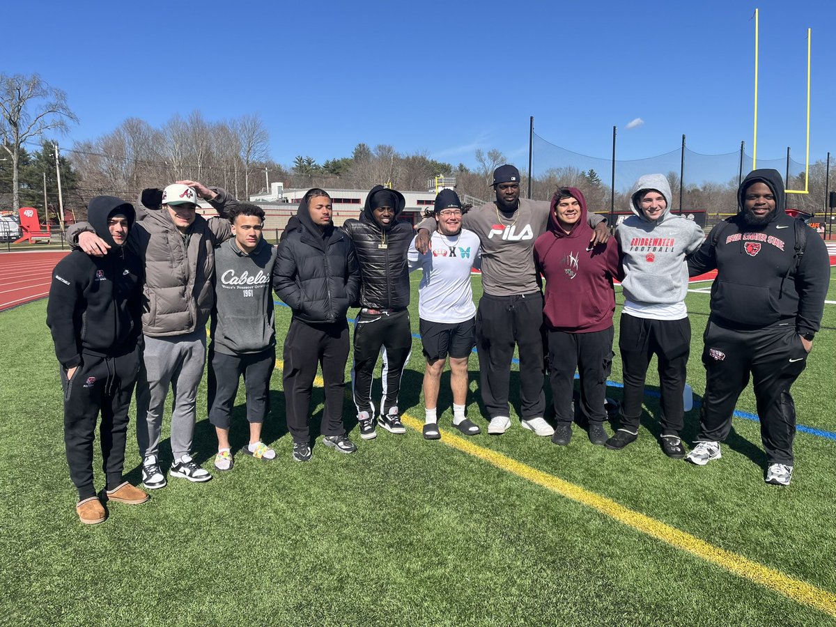 Laura Cappiello tweet media