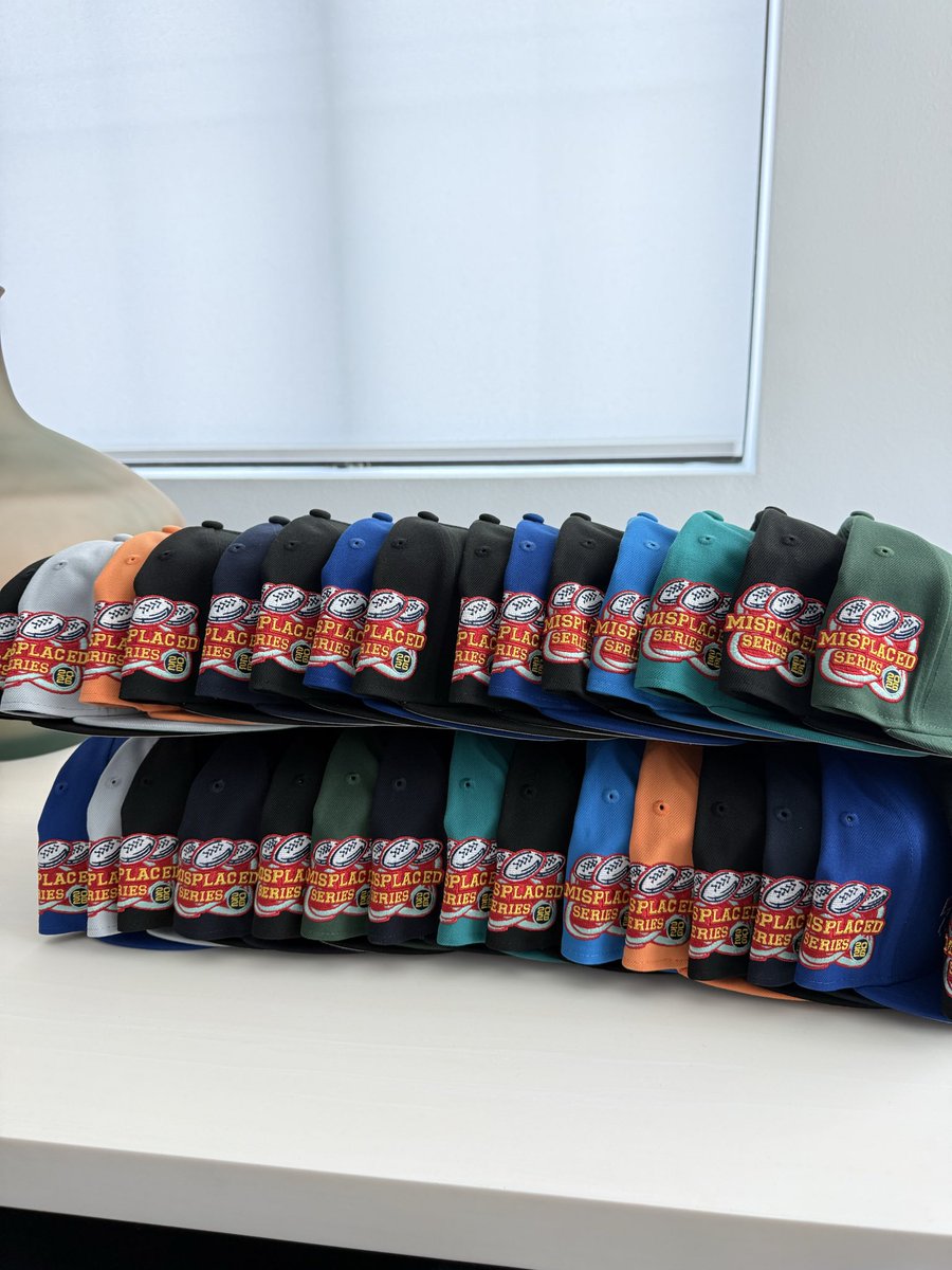 JustFreshKicks tweet media