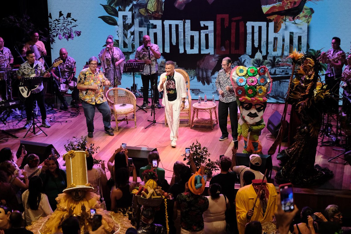 Carnaval de las Artes tweet media