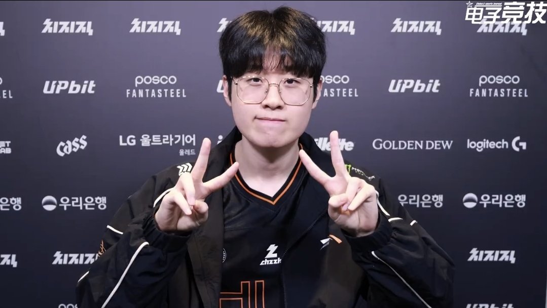 ⍤우주¹⁰ tweet media