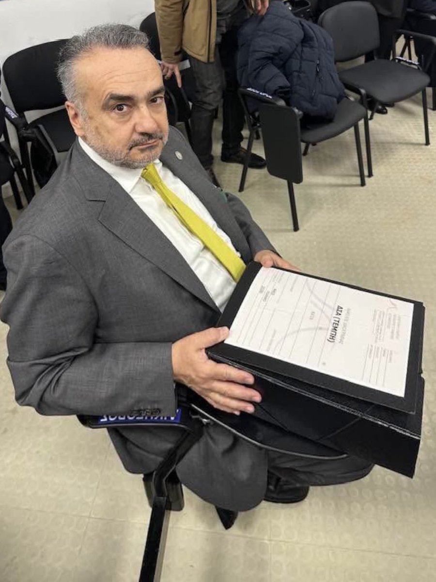 Πεν Νταλαούρα tweet media