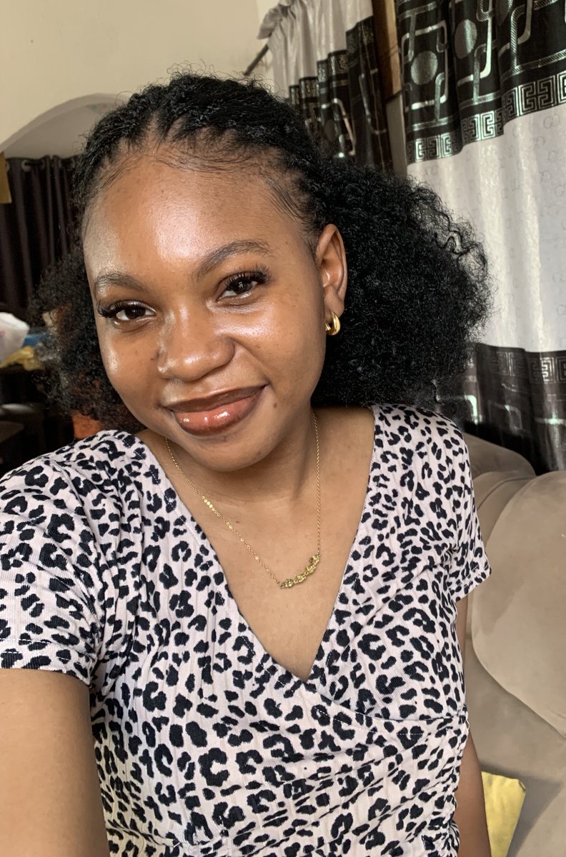 Helen Dee 💡 tweet media