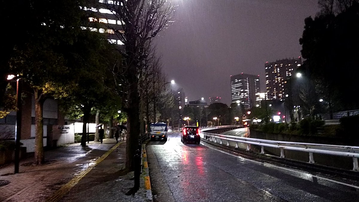 140cDeSolitude's tweet image. Je viens de quitter #Shinagawa après le #travail. #soir