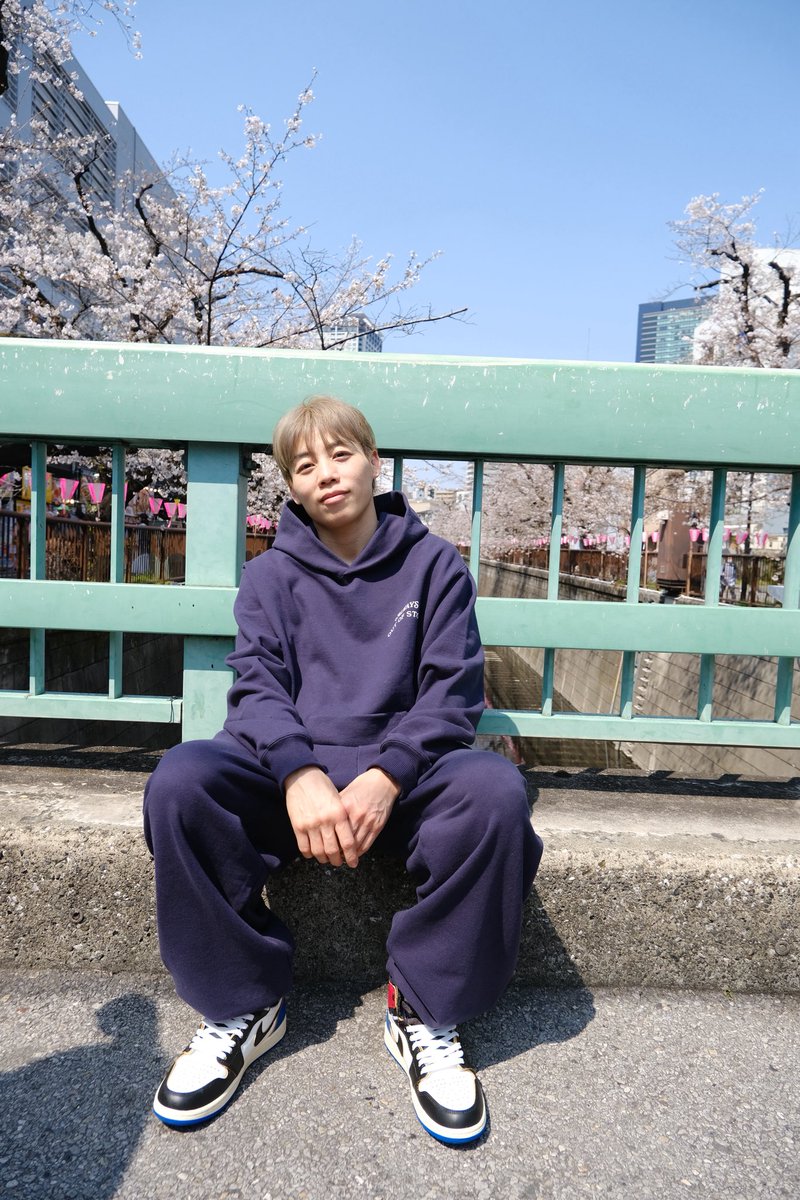 免許更新完了✌️ 私事ですが昨日誕生日を迎えました。 桜がキレイな