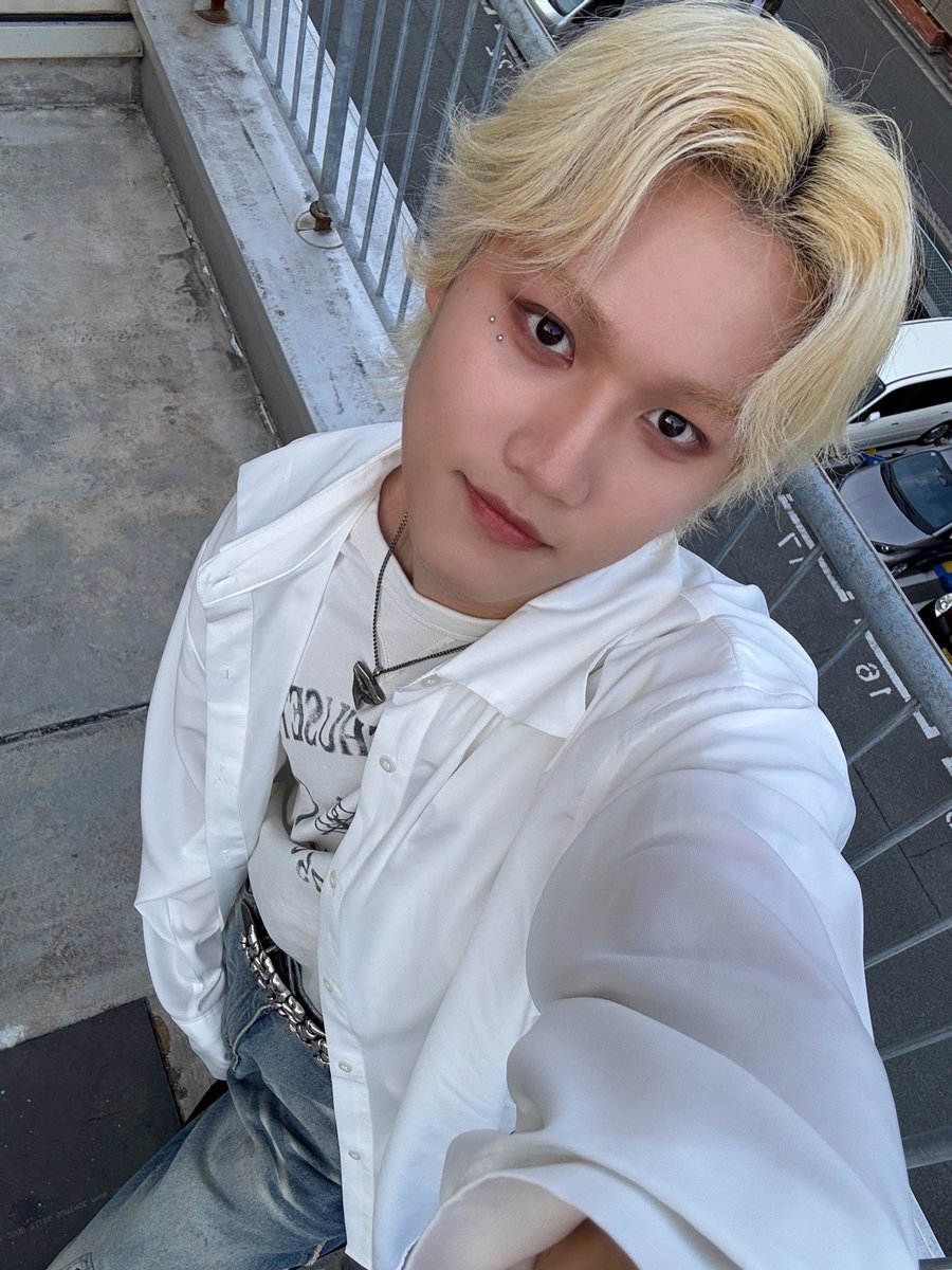 MCND_official tweet media