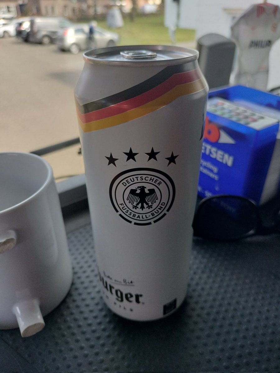 E ®️❗©️ tweet media