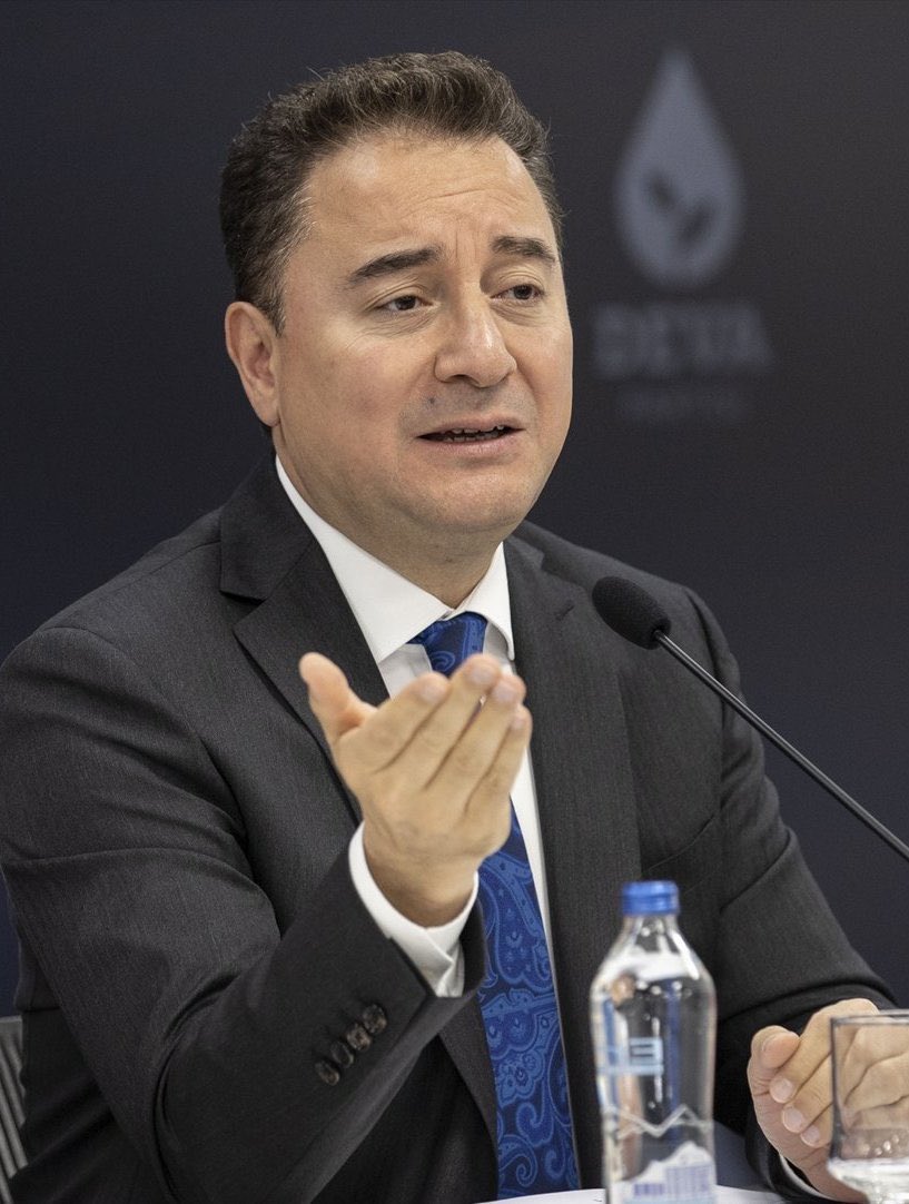 Ali Babacan: “İsrail Hükûmetinin, Yaptığı Haydutlukların Üzerine Bir de İdam Yolunu Açması Kabul Edilemez.

Derhal Bu Yanlıştan Dönülmelidir. Uluslararası Toplum Bu Vahşet Hazırlığının Önüne Geçmelidir.

#AliBabacan #ısraelTerroristState