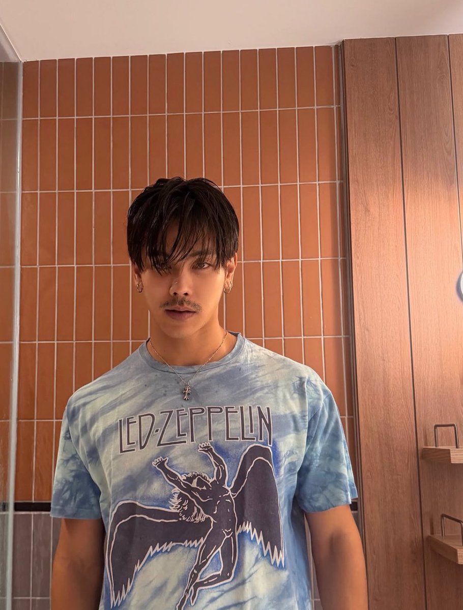 norsoryorlor tweet media