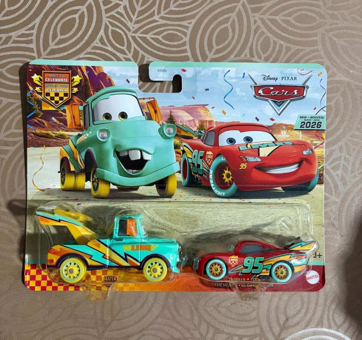 OMG PEAK NEW PACKAGING AFTER 4 YEARS WE ACTUALLY HAVE NEW PACKAGING!!!!!!!! AND RAMONE AND FLO ARE BEAUTIFUL! (ignore the wrong McQueen let’s celebrate the positives for once)