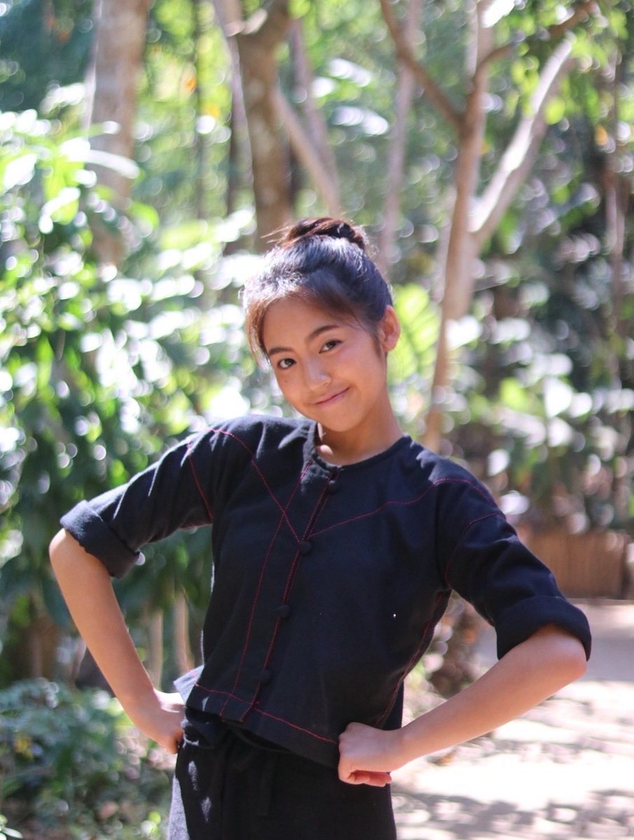 SINSAMOOT tweet media