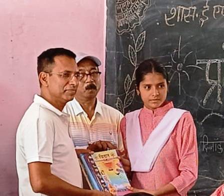 Collector Damoh tweet media