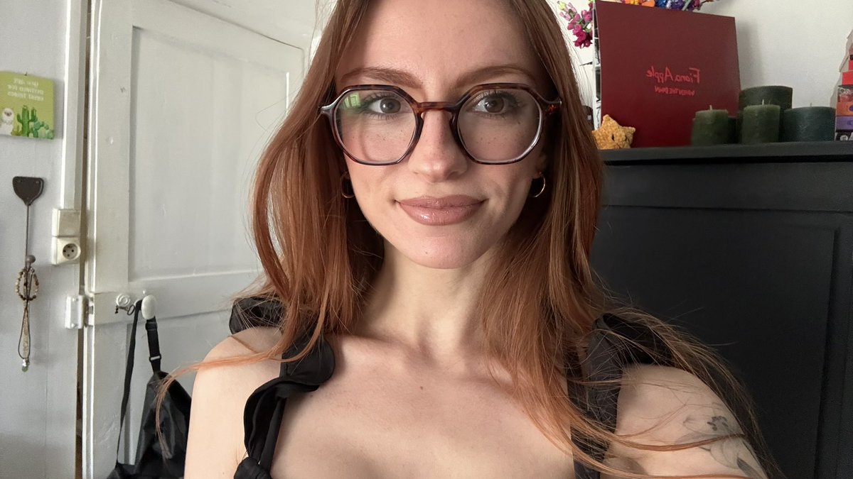 chl𖦹é tweet media