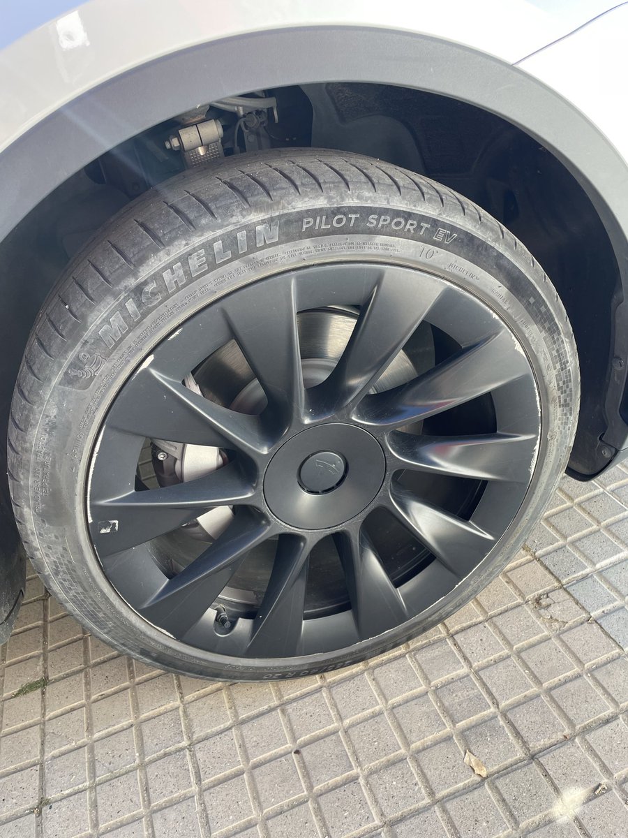 S3xYC@rs tweet media