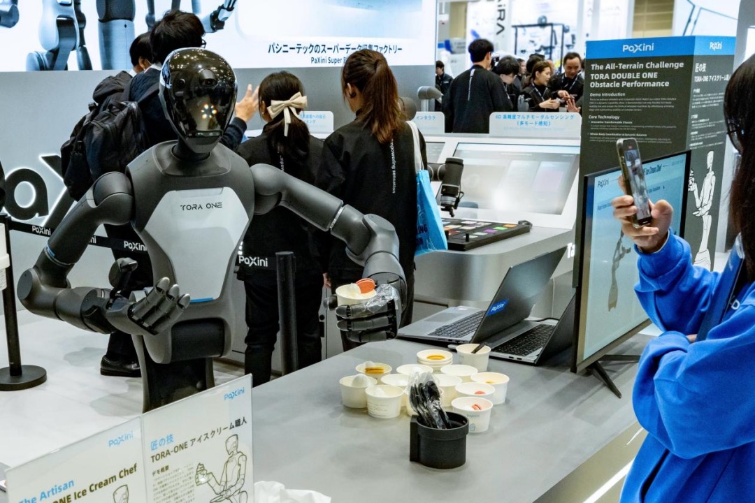 thisisGBA's tweet image. Business |🚀 #Shenzhen launches 3-year "10 Import Measures" action plan to boost global imports! 🇨🇳🌍

Key focus areas:
✅ #ASEAN/Africa/Portuguese-speaking nations (coffee, wine, soybeans; Qianhai-Macao distribution hub)
✅ High-end manufacturing (advanced machinery, ICs for