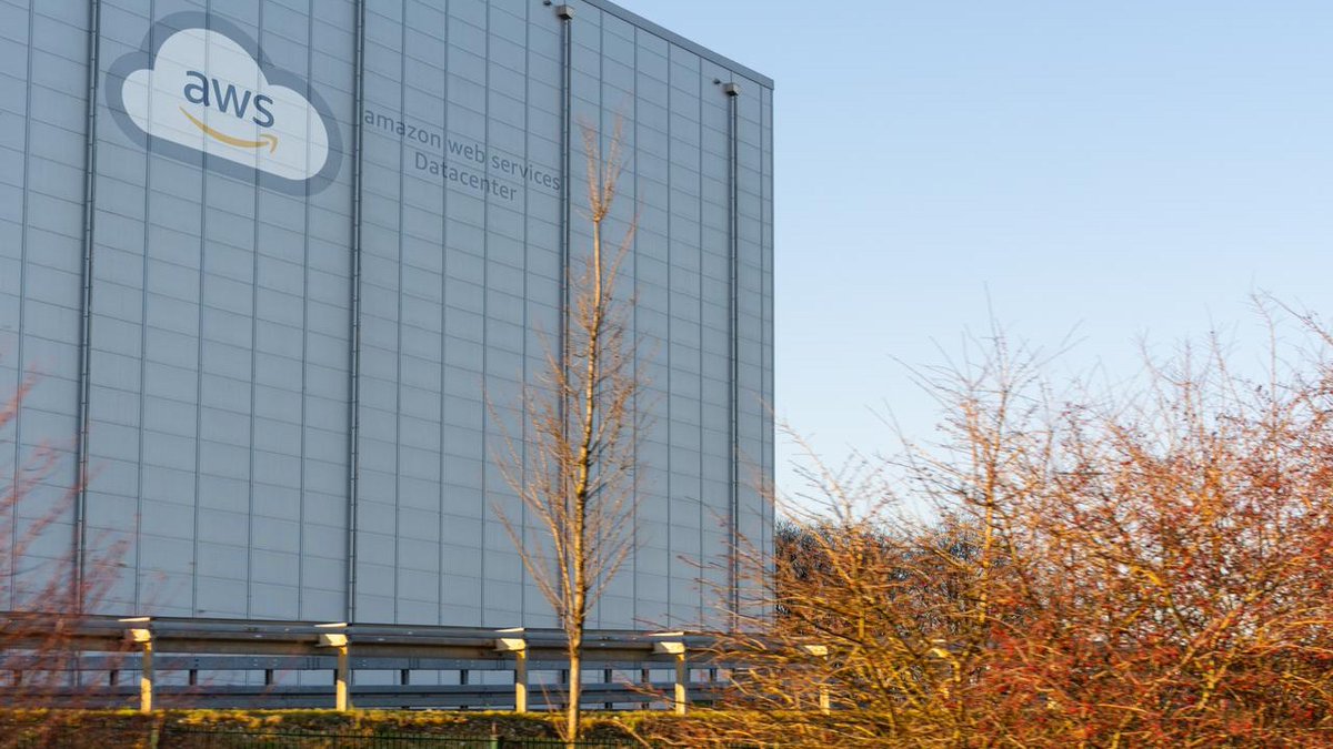 The Kobeissi Letter tweet media