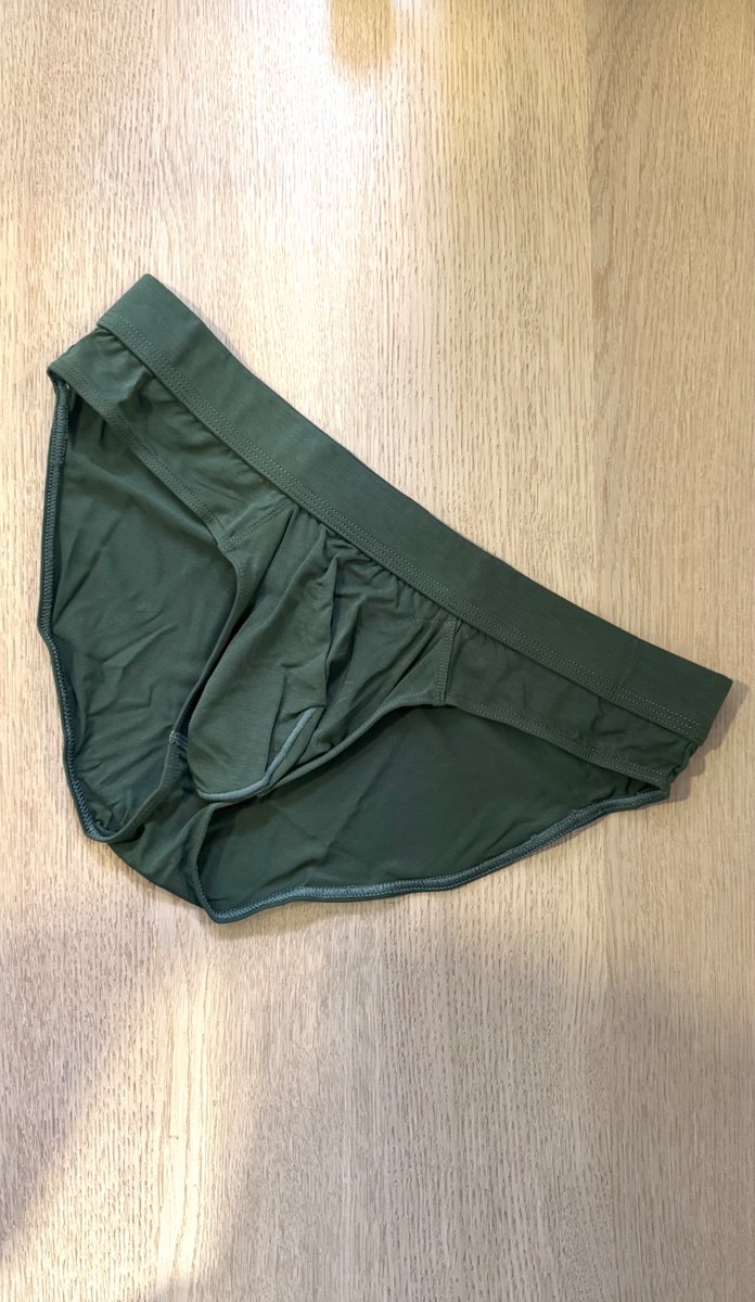 Νέα χρώματα μόλις έφτασαν από την Obviously! Ανακάλυψε το Rifle (σκούρο πράσινο) Eliteman Hipster Σλιπ σήμερα:
vrakadiko.gr/underwear/obvi…