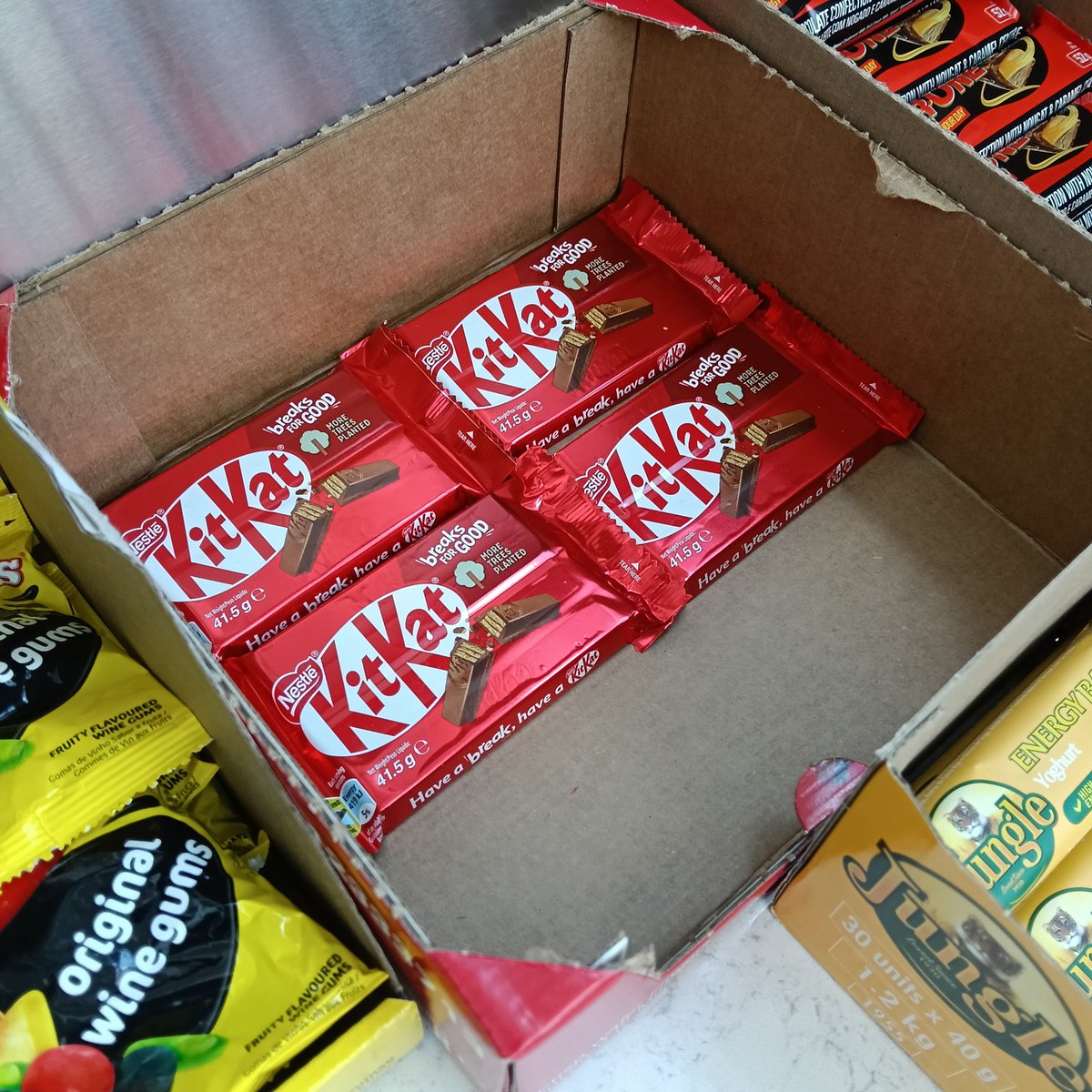 I swear that I got this <a href="/KITKAT/">KITKAT</a> legally... 🍫🦹🏻‍♀️  #TwelveTons #KitKat #Heist