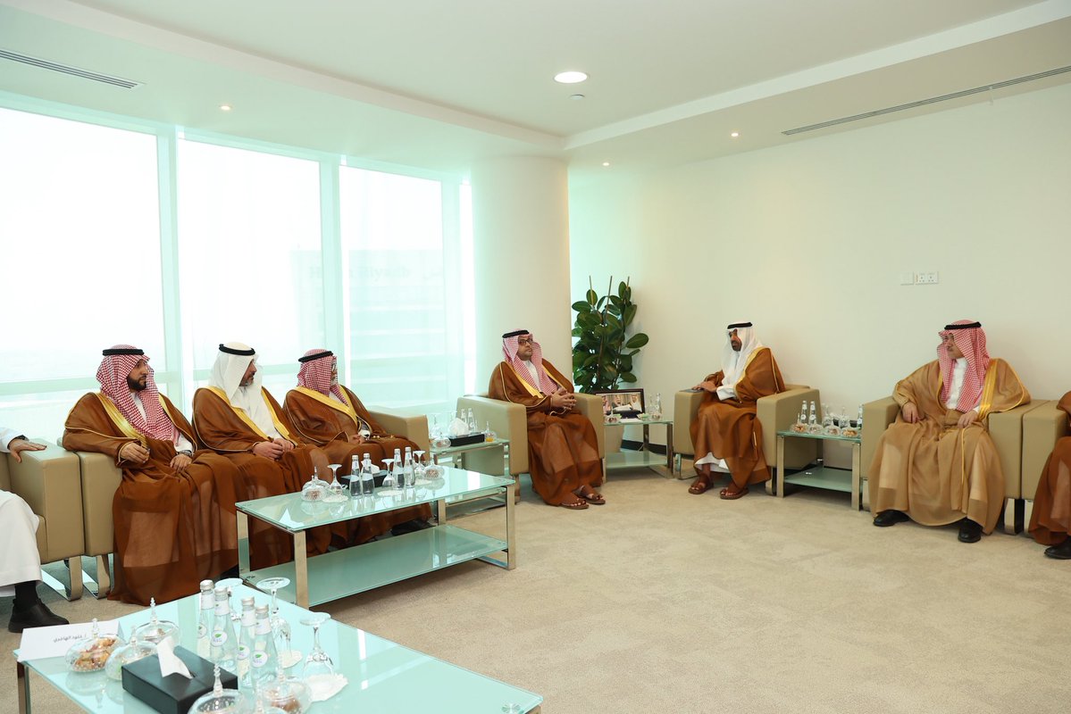 جامعة الملك سعود tweet media