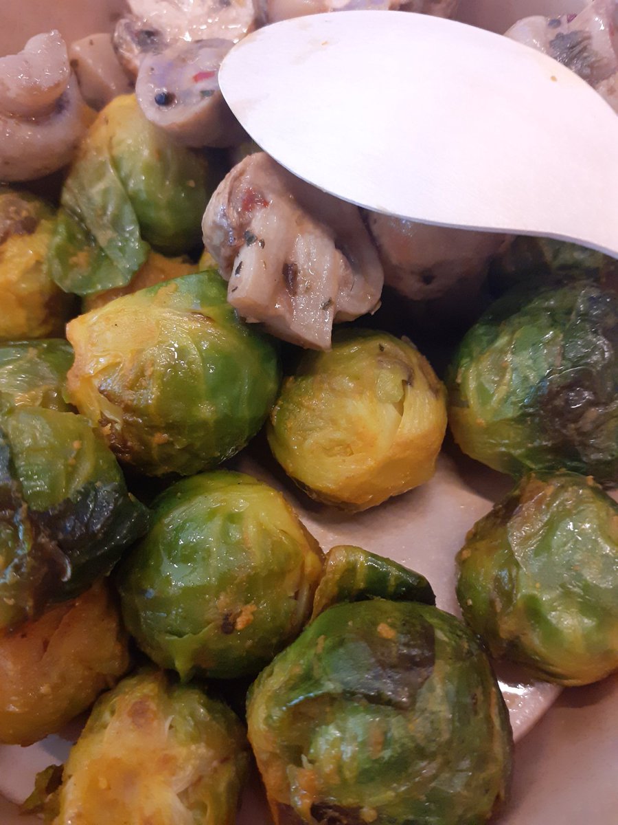 Melanie P. tweet media