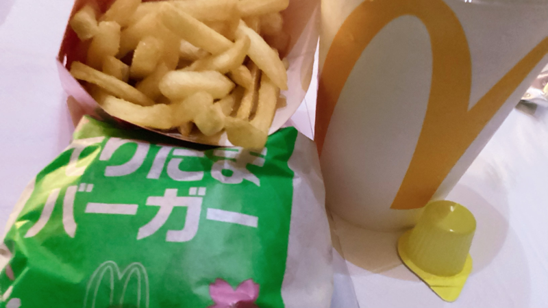 アリヲク tweet media