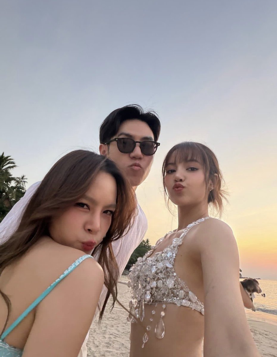 LISA STATION tweet media