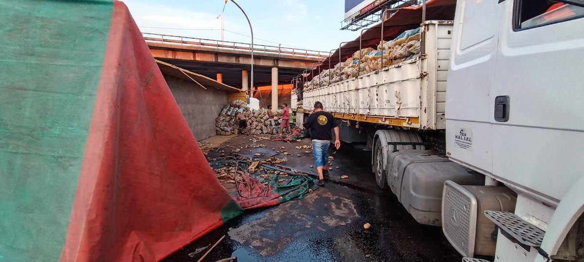 LT8 am830 tweet media