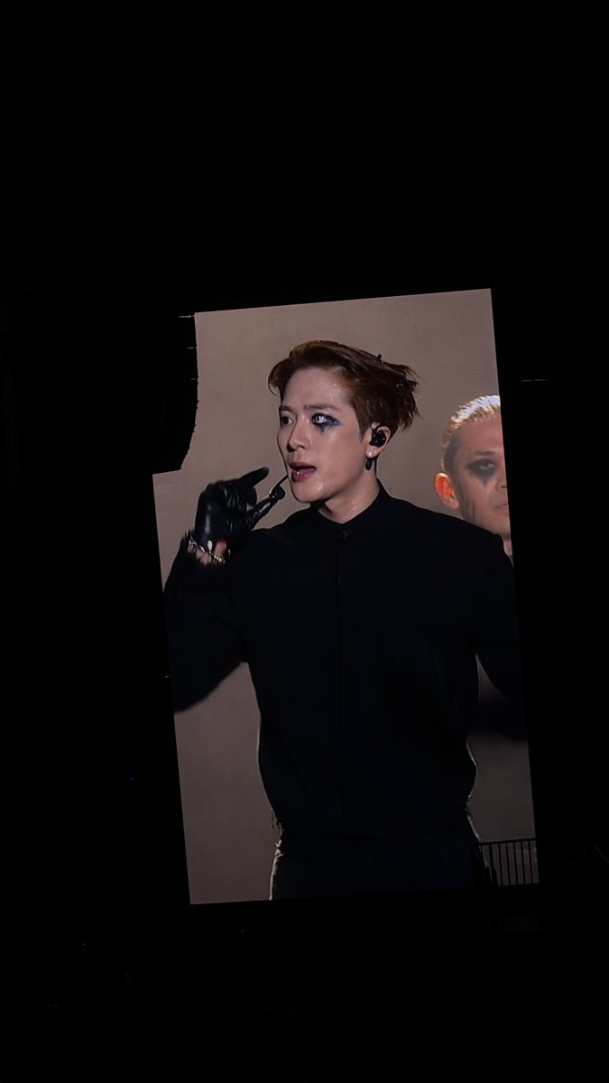 ⋆⁺shan⟡⋆ tweet media