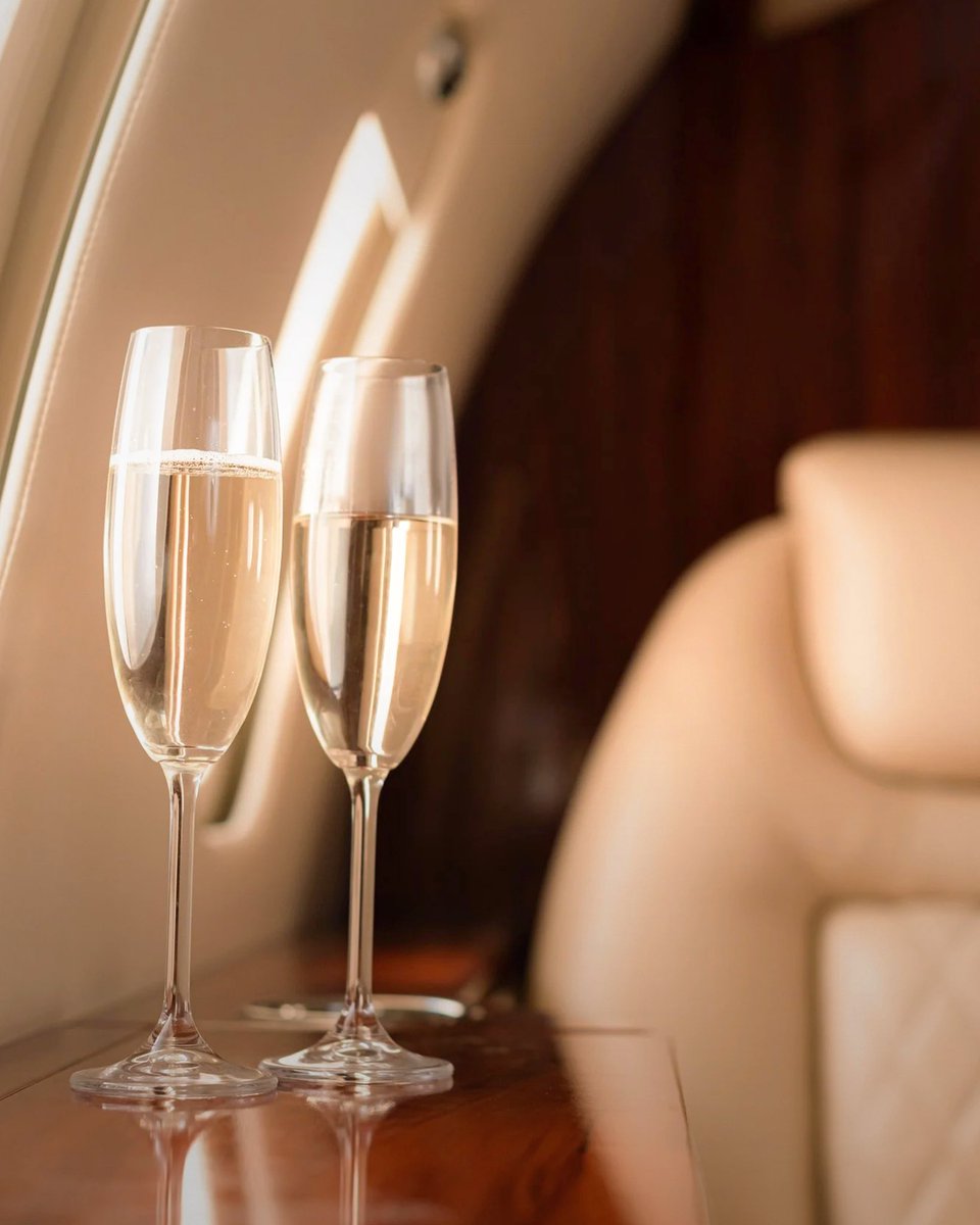 Flypeejay tweet media