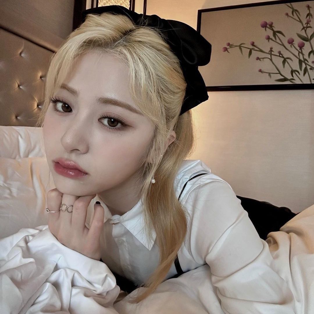 nina🤍🪽 tweet media