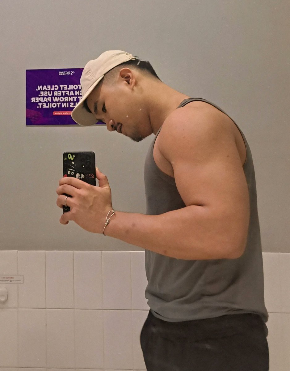 Hungry_Kiddo🐺 tweet media