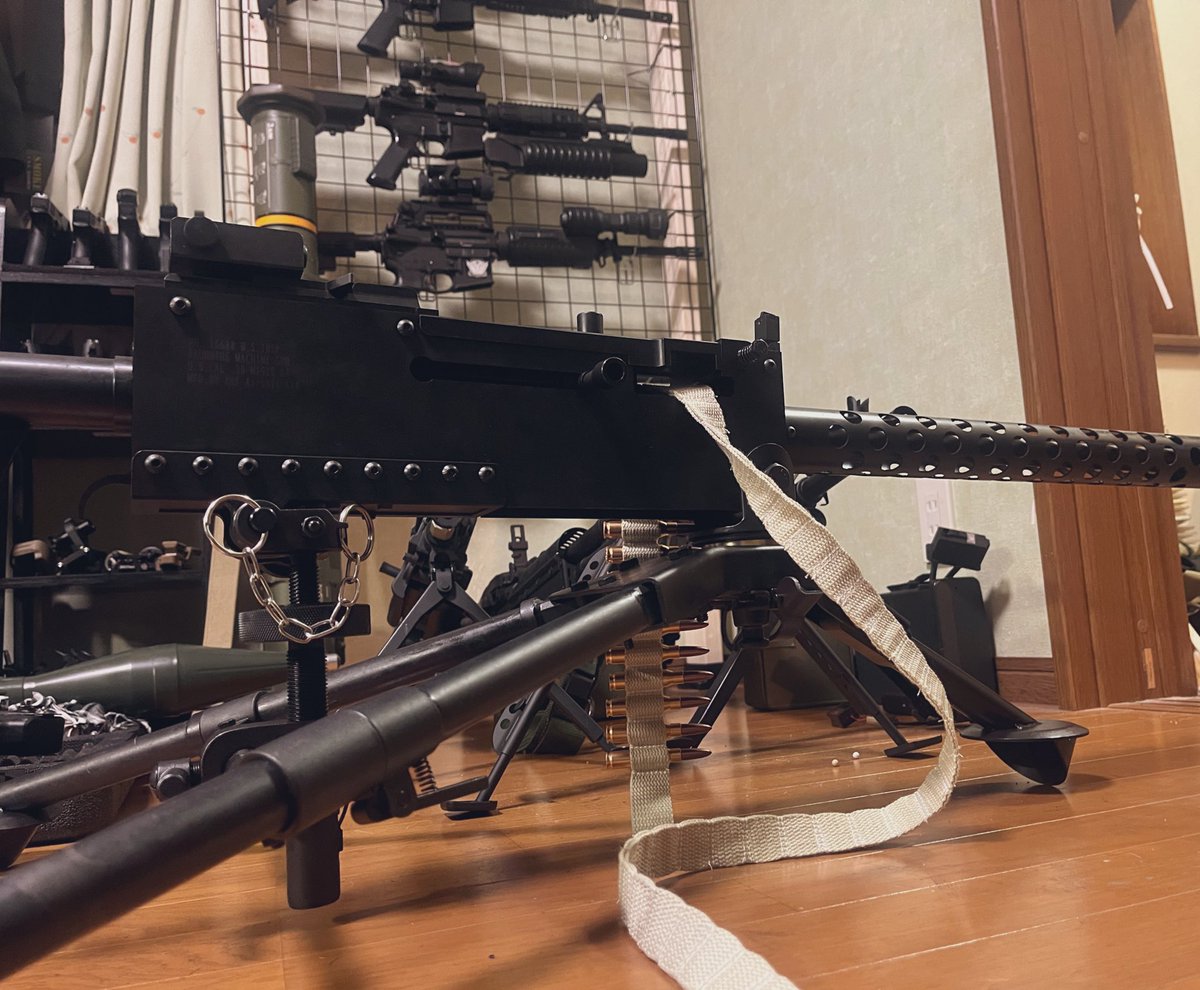 phantom BEE tweet media