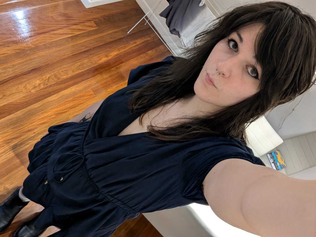 Lily Awesomesauce🏳️‍⚧️ 🔜 FurDu tweet media