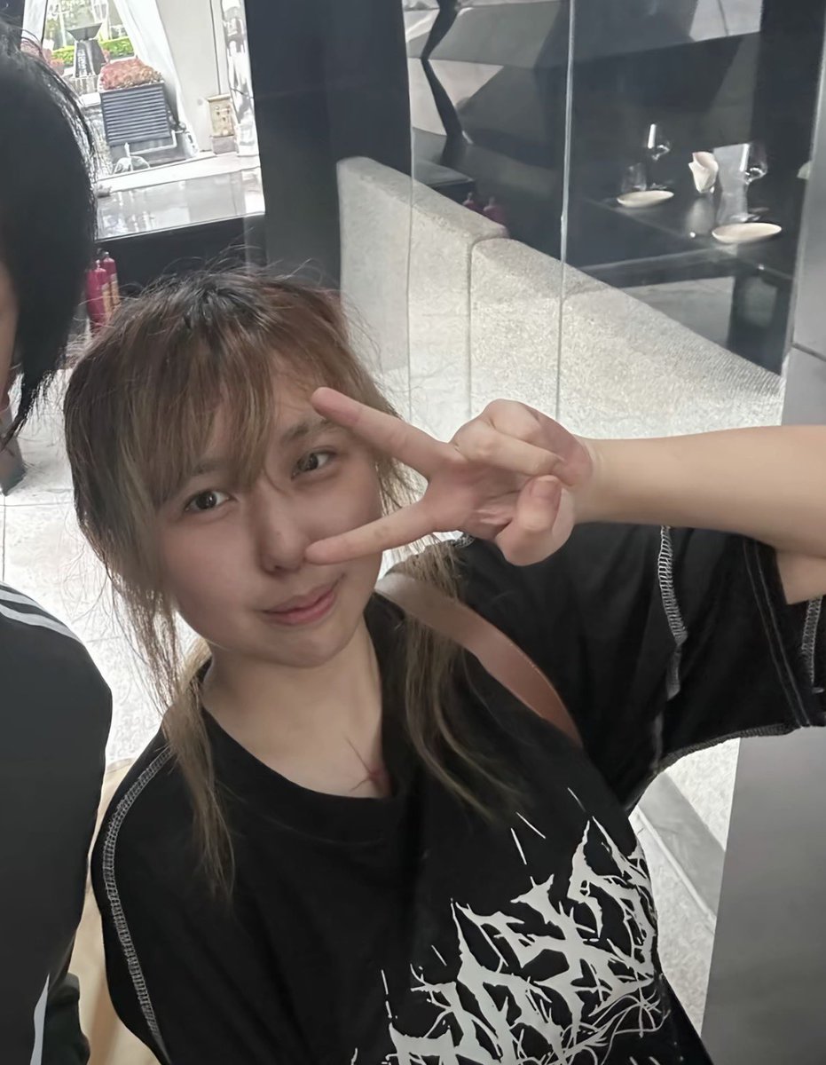 你说我的爱像溃疡 tweet media