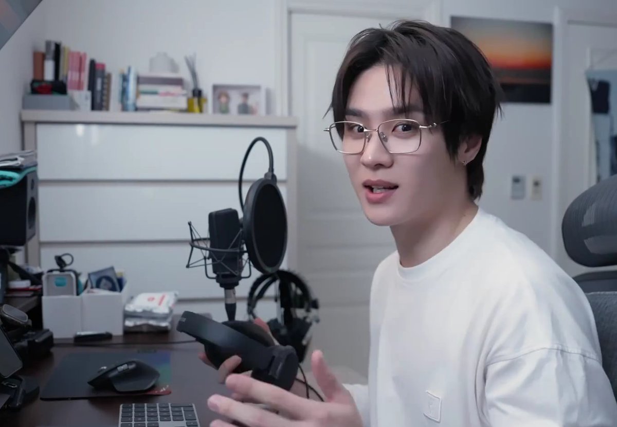 zara🍅❄️ tweet media