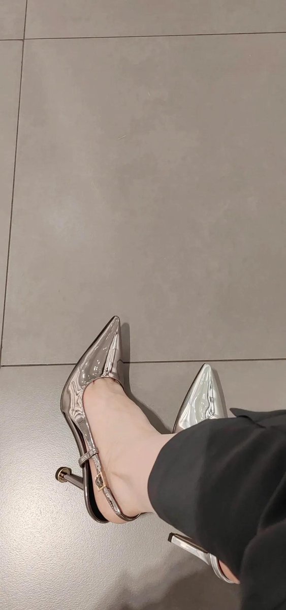 الملــكهہ نارمين tweet media