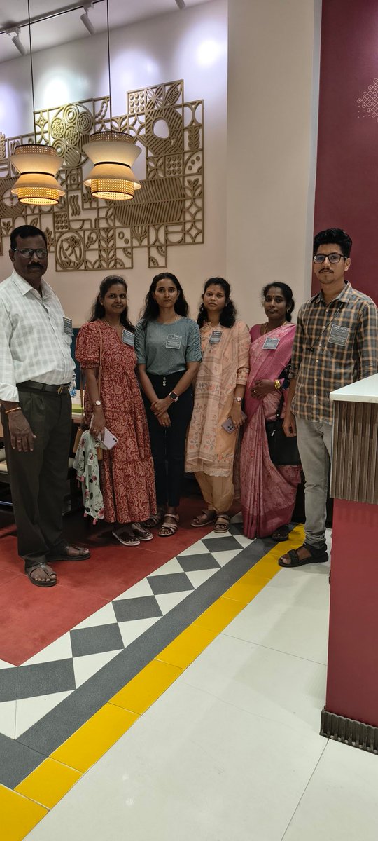 BADGE WEARING ON BLACK DAY

As per Central Trade Unions call, Observed today , the 1st April 2026 as Black Day Against Implementation of Four Labour Codes.
#AIBEA
#CTU
#Antilabourcode