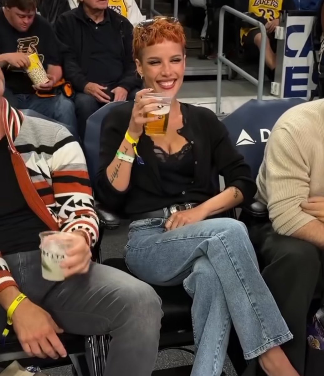 marisa 🪓✰ ‎𖦹 ✮⋆˙ ⛰︎ tweet media