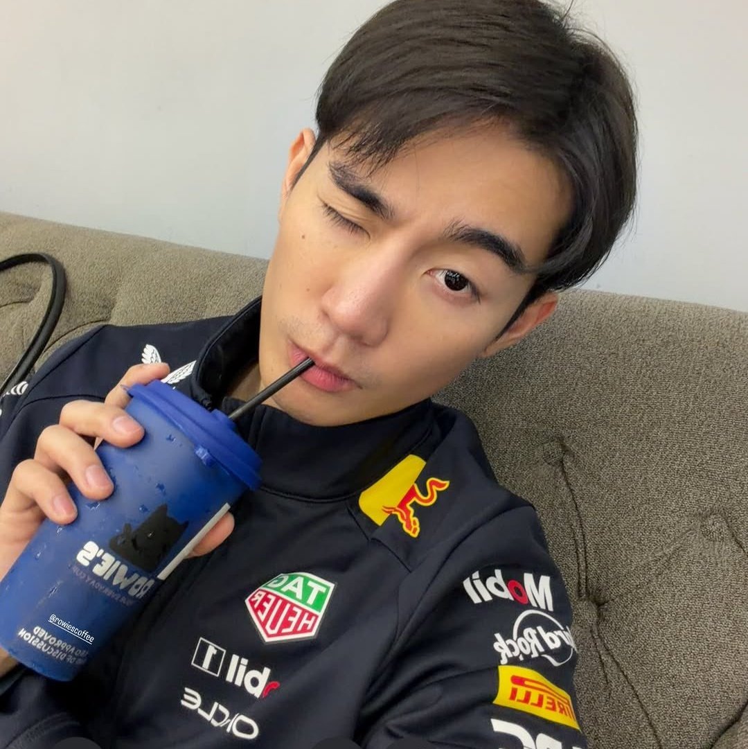 라딘🎻 tweet media