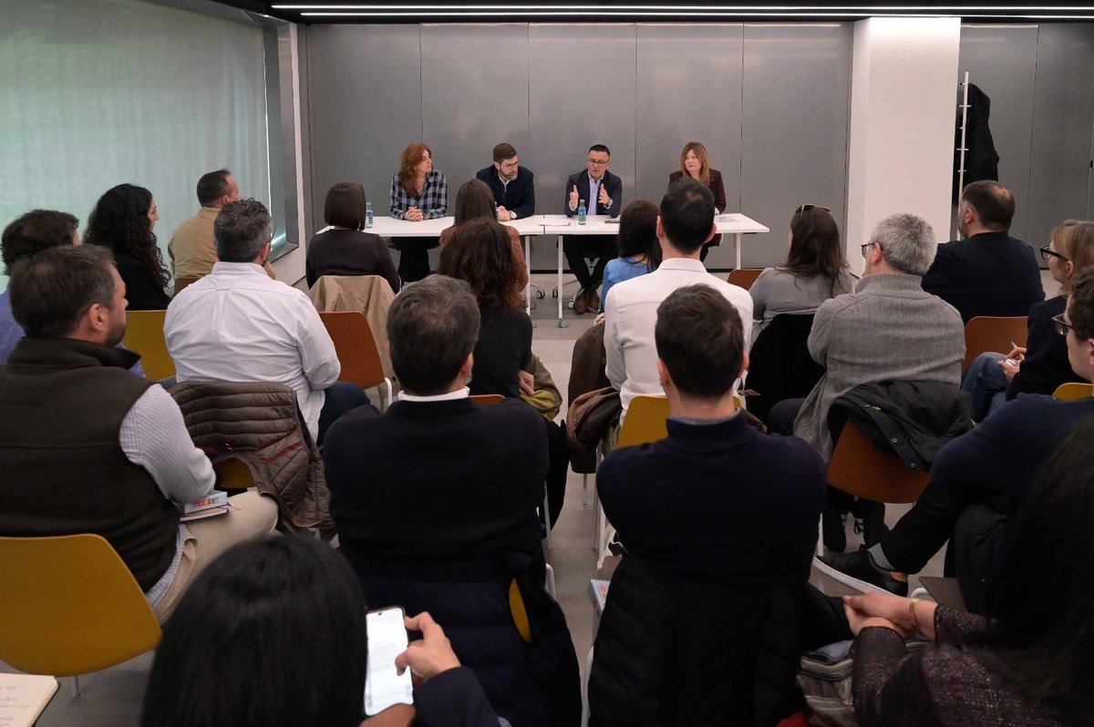 José González Vázquez tweet media