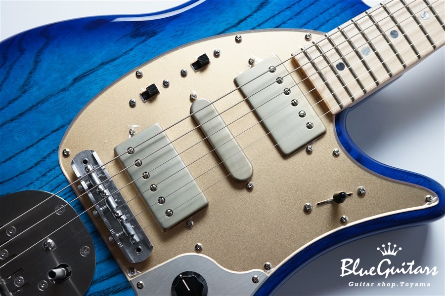 𝗕𝗹𝘂𝗲 𝗚𝘂𝗶𝘁𝗮𝗿𝘀 tweet media