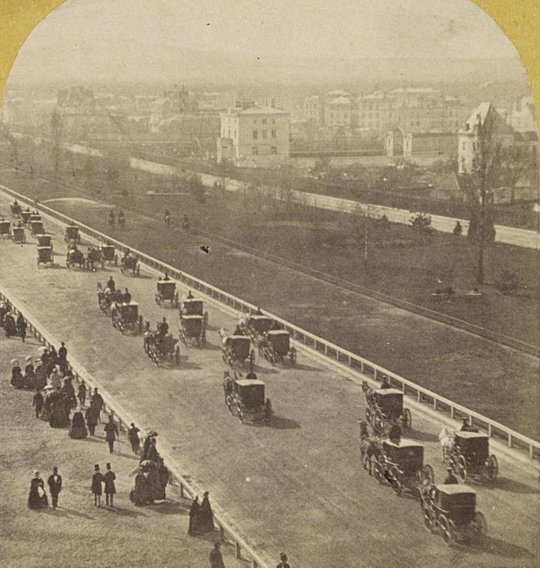 old paris tweet media