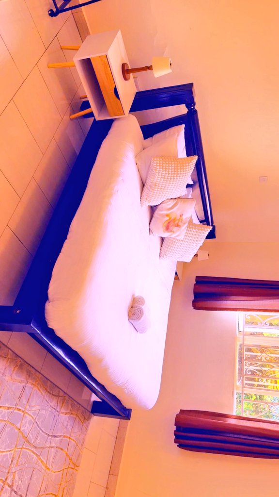 Eddie Safaris Uganda tweet media