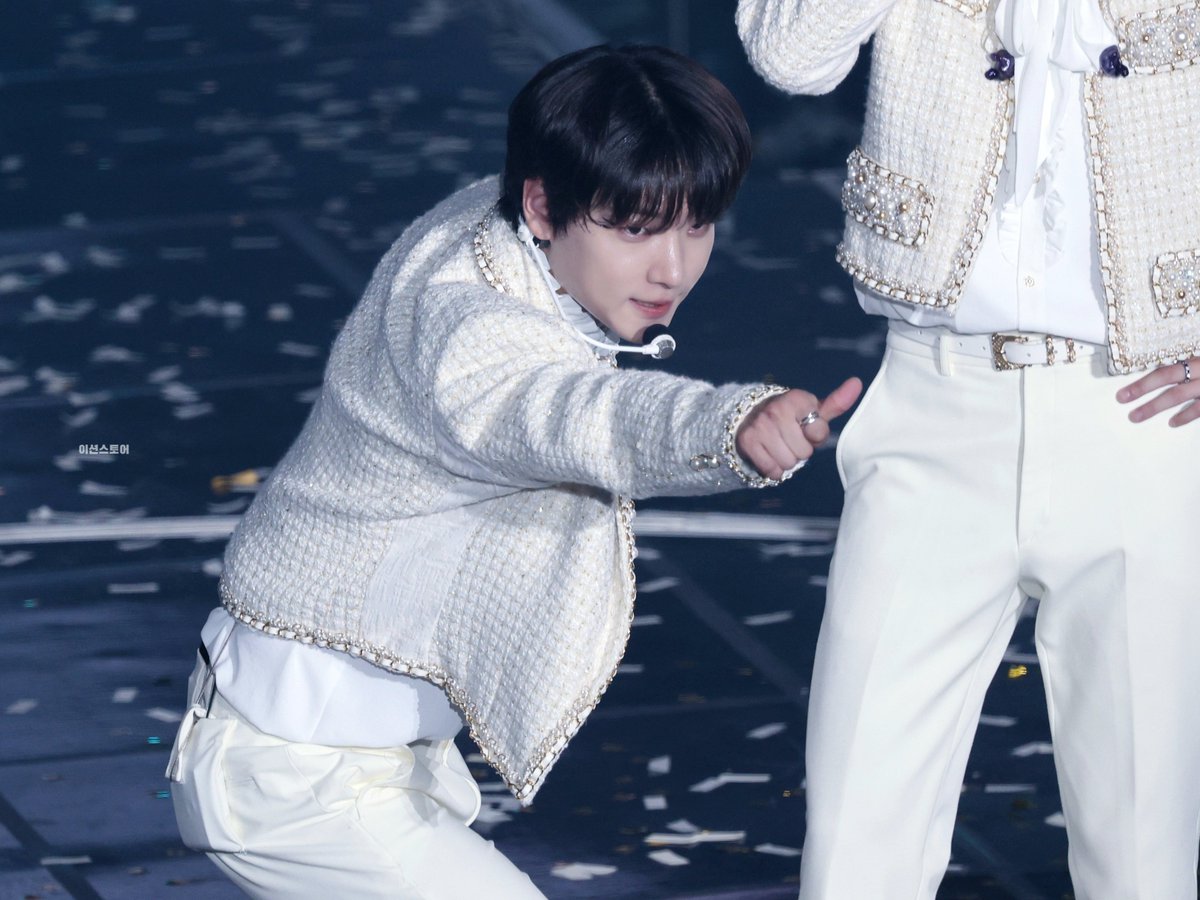 이션스토어 tweet media