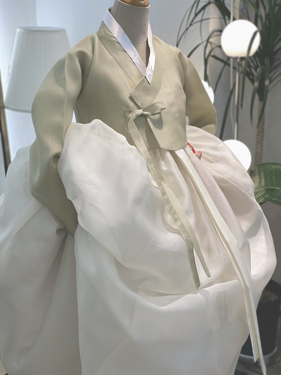 한복집 금의재 tweet media