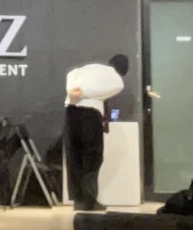 멉니까 tweet media